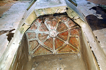 The top of the niche at the east end of the north aisle January 2012